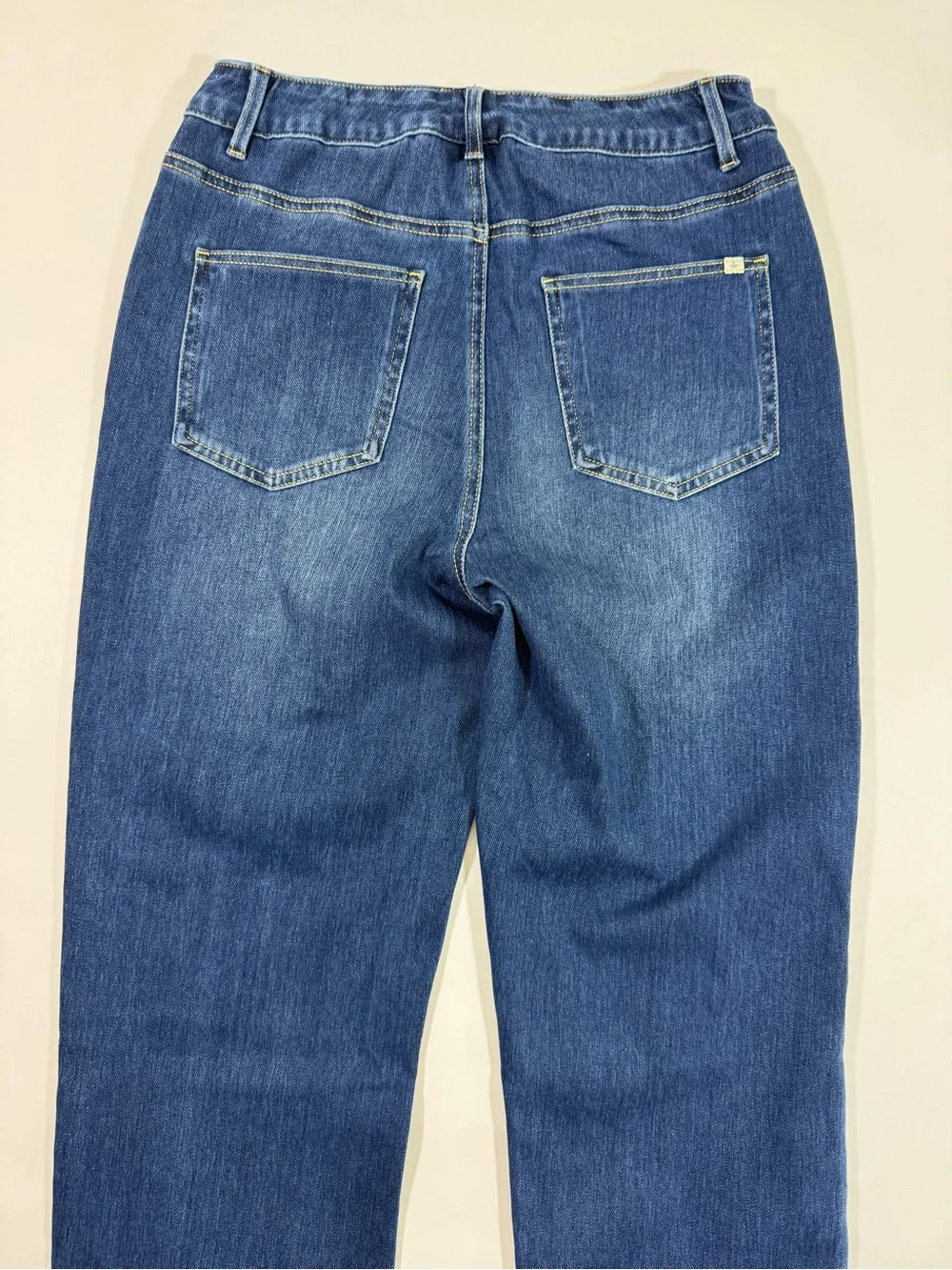New Halara Flex™ High Waist Pockets Straight Leg Jeans - Picture 4 of 9